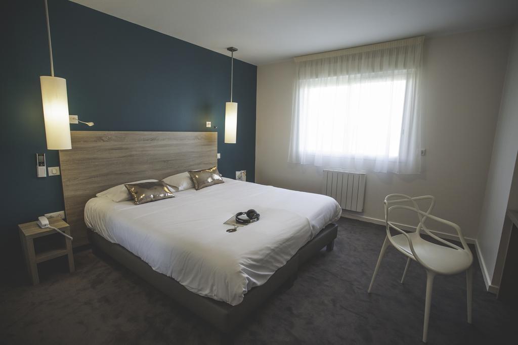 Hotel Karene Saint-Paul-les-Romans Bagian luar foto